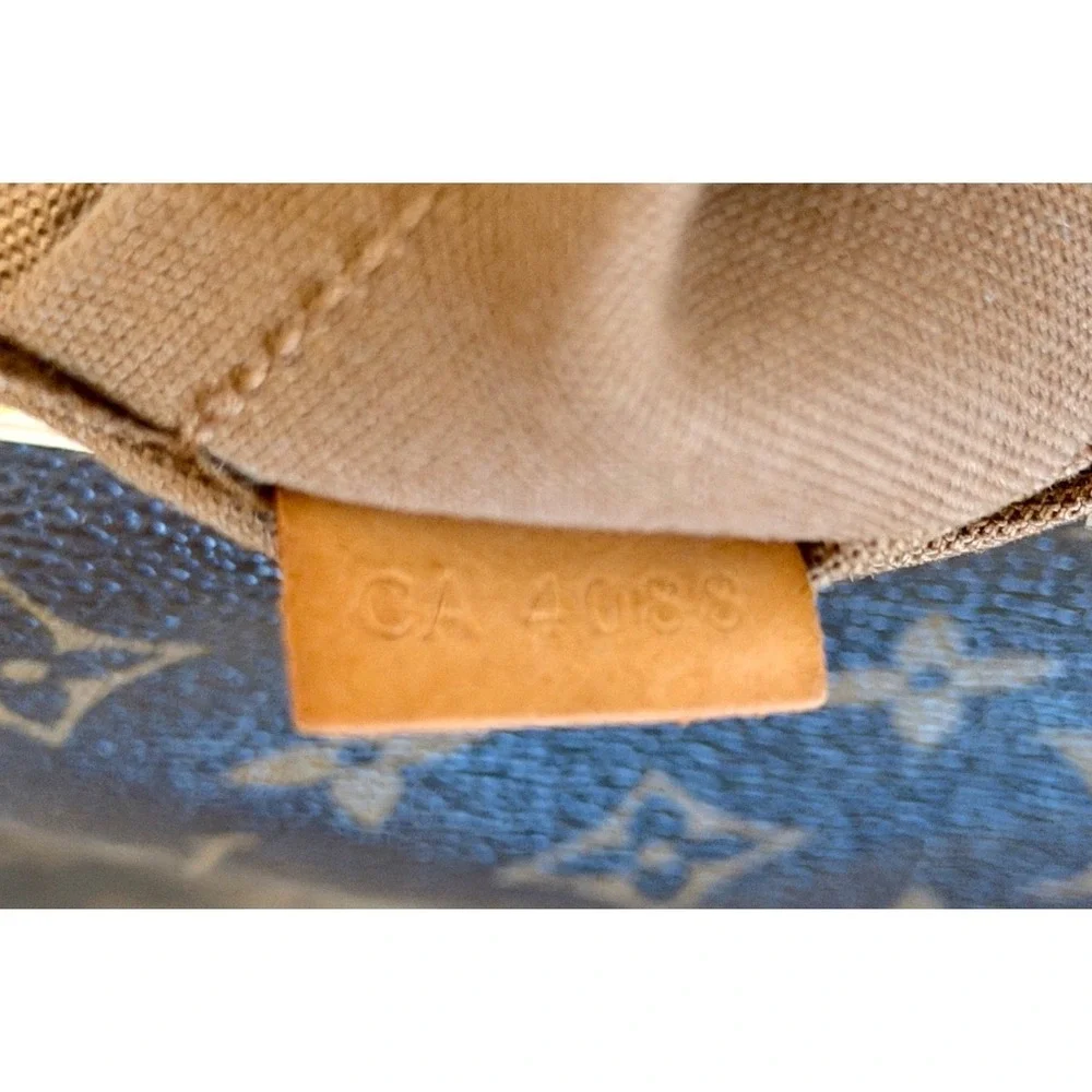 Louis Vuitton Odeon PM Crossbody purse NEW VACHETTA - Picture 7 of 16